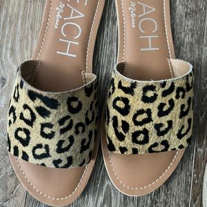 Excellent condition leopard slides